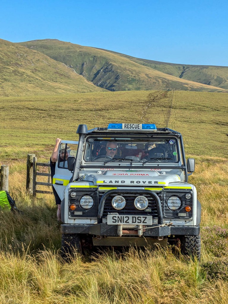 The BSARU Land Rover with Hen Hole and Auchope Rig behind. Photo: BSARU