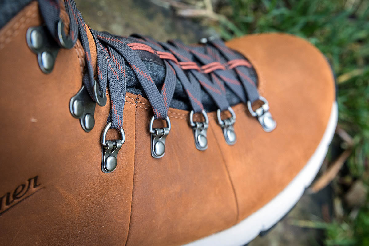 danner mountain 6 weatherized review